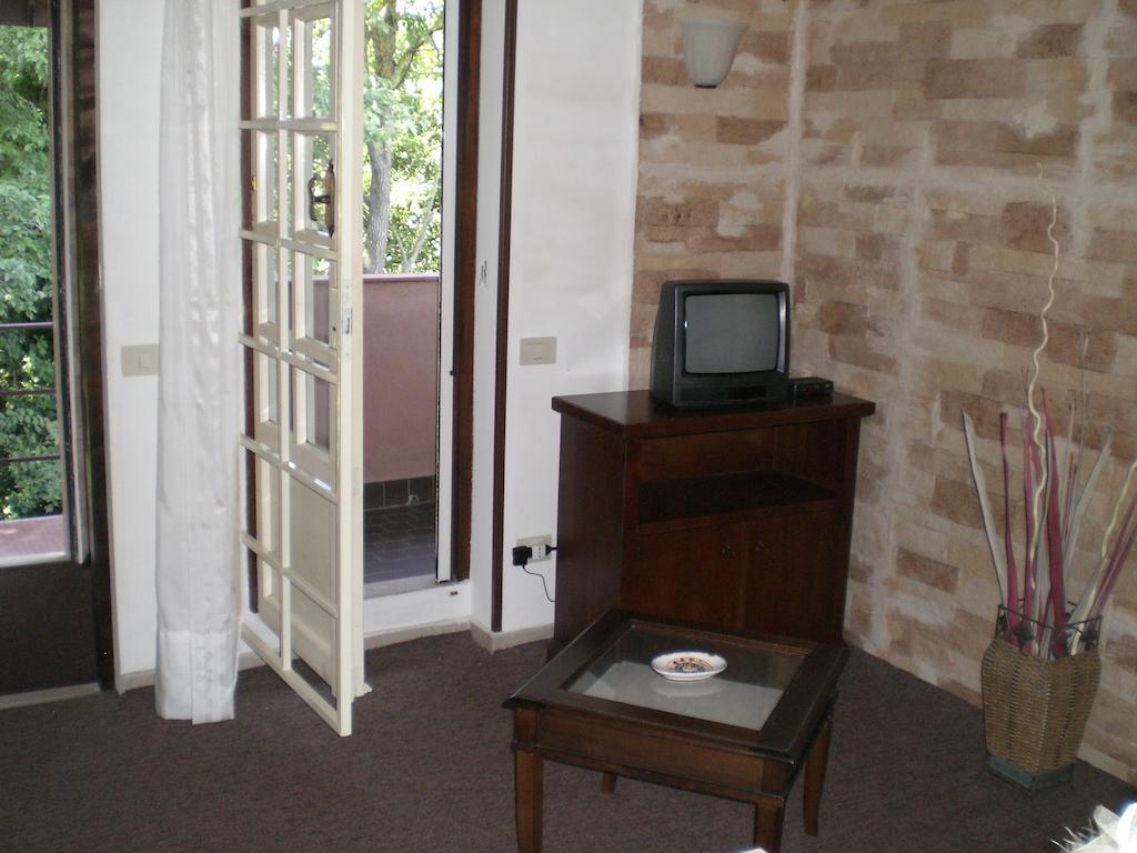 Villa Di Christian E Michelle Róma Szoba fotó