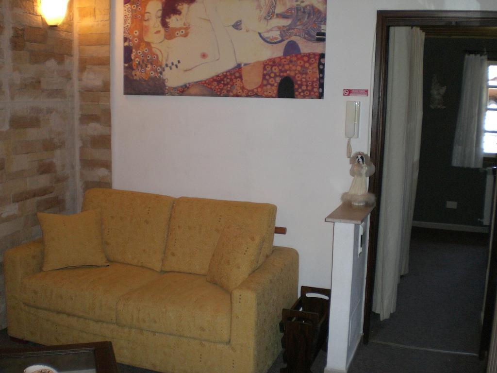 Villa Di Christian E Michelle Róma Szoba fotó